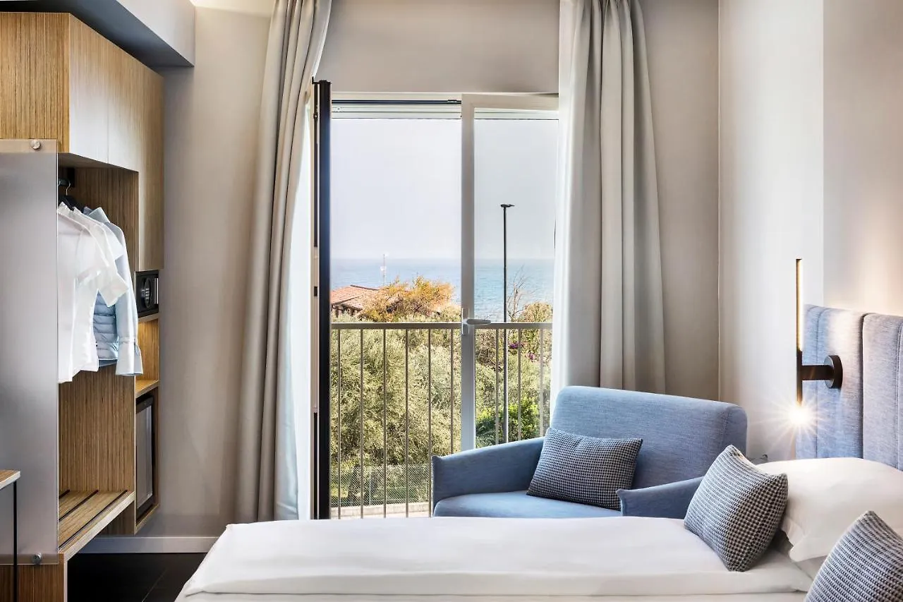 Reflection Boutique Hotels Toscolano Maderno 3*,